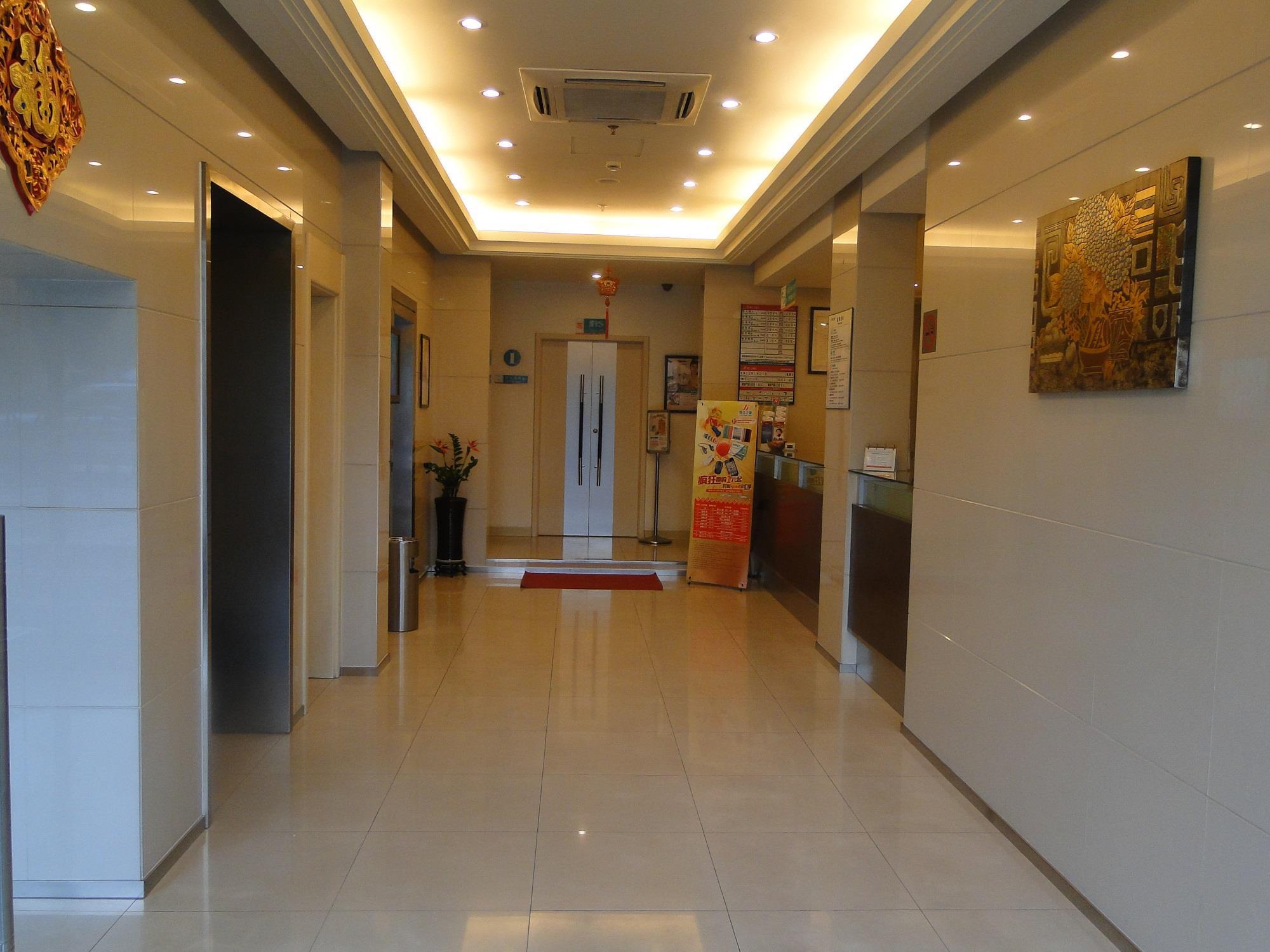 Jinjiang Inn Shanghai Oriental Pearl Tower Xangai Exterior foto